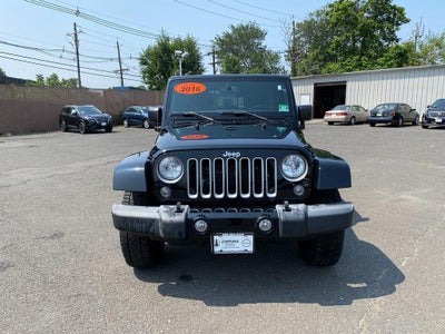 2016 Jeep Wrangler Unlimited Sahara
