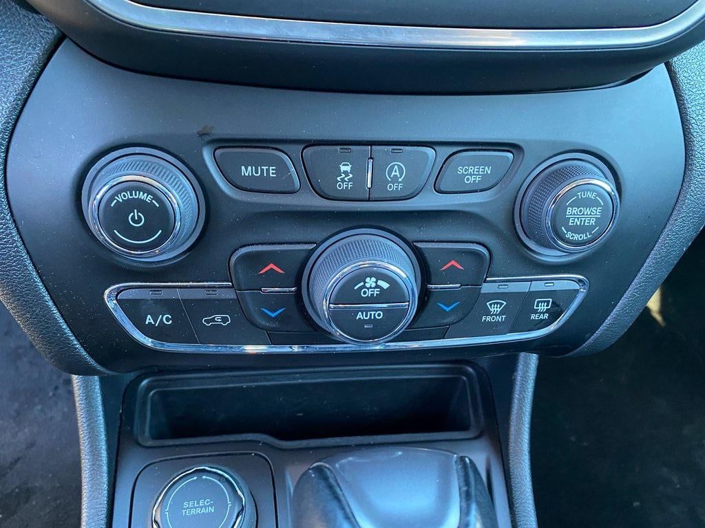 2023 Jeep Cherokee Altitude Lux 4x4