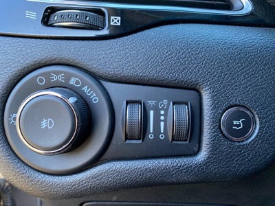 2023 Jeep Cherokee Altitude Lux 4x4