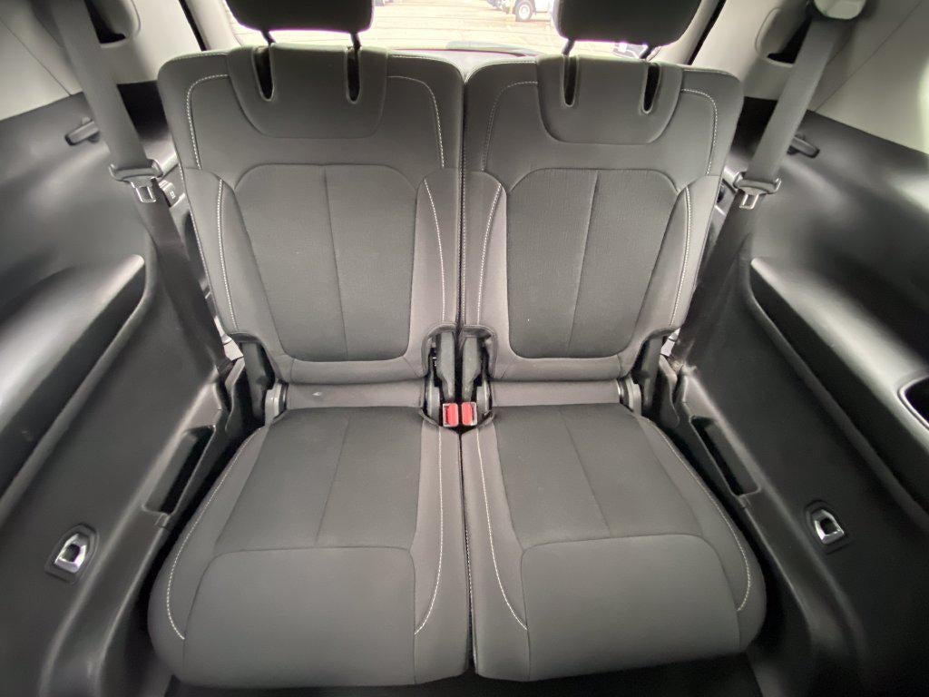 2023 Jeep Grand Cherokee L Laredo 4x2