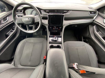 2023 Jeep Grand Cherokee L Laredo 4x2