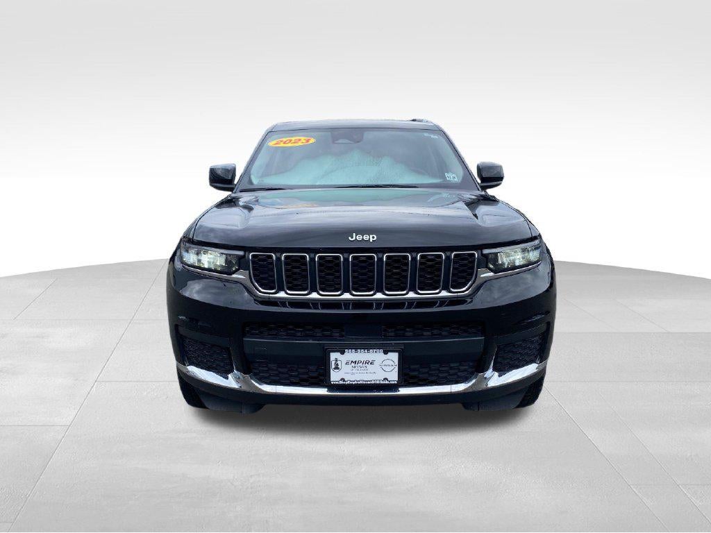 2023 Jeep Grand Cherokee L Laredo 4x2