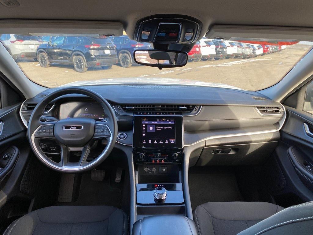 2023 Jeep Grand Cherokee L Laredo 4x2