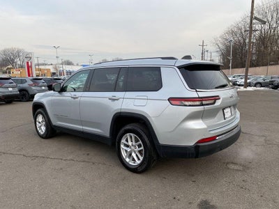 2023 Jeep Grand Cherokee L Laredo 4x2