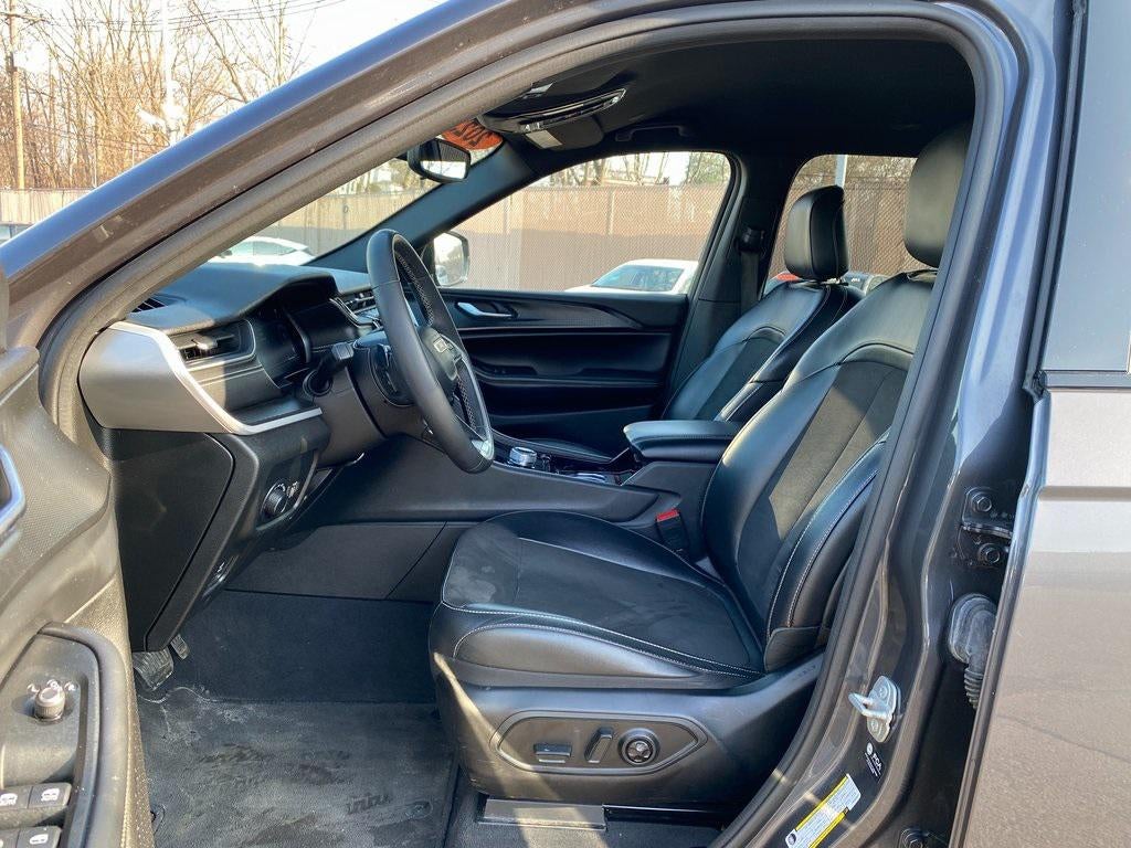 2023 Jeep Grand Cherokee L Altitude 4x2