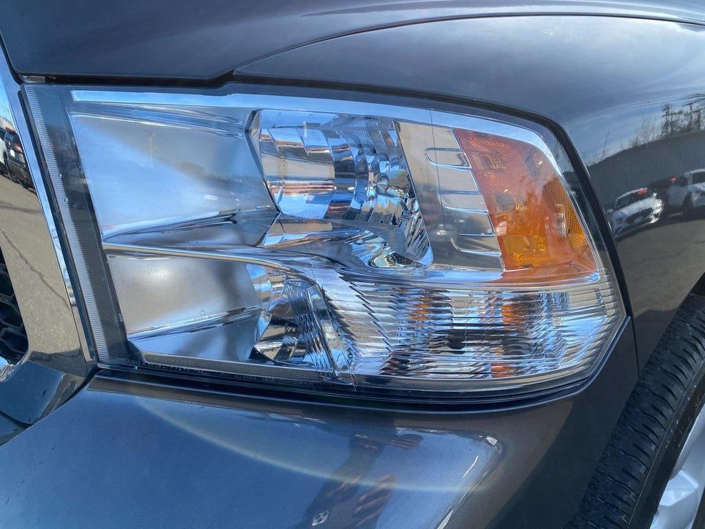 2024 RAM 1500 Classic SLT Quad Cab 4x2 64' Box