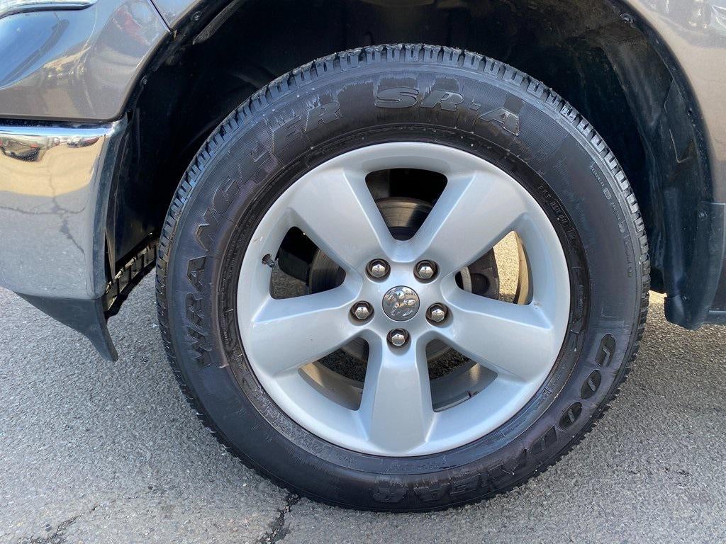 2024 RAM 1500 Classic SLT Quad Cab 4x2 64' Box