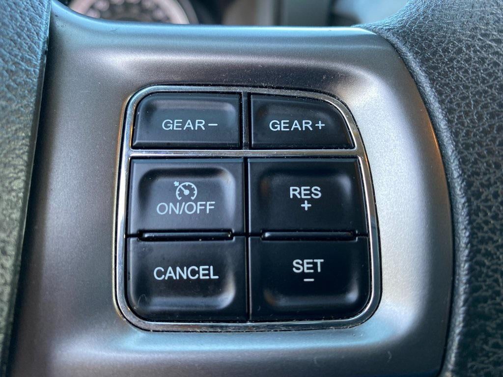 2024 RAM 1500 Classic SLT Quad Cab 4x2 64' Box