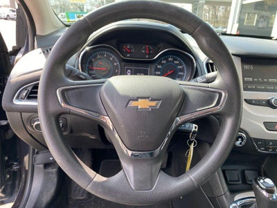 2016 Chevrolet Cruze LS Auto
