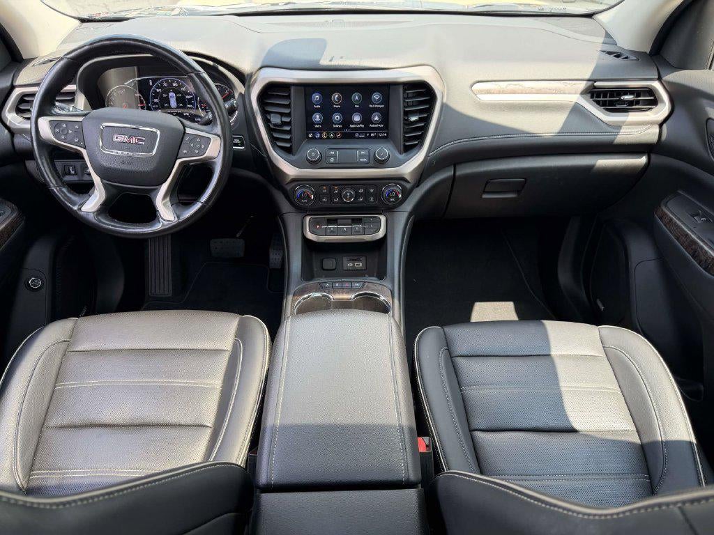 2022 GMC Acadia AWD Denali
