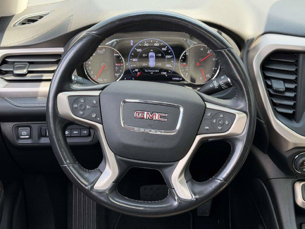 2022 GMC Acadia AWD Denali