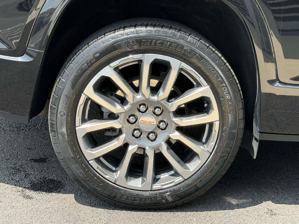 2022 GMC Acadia AWD Denali