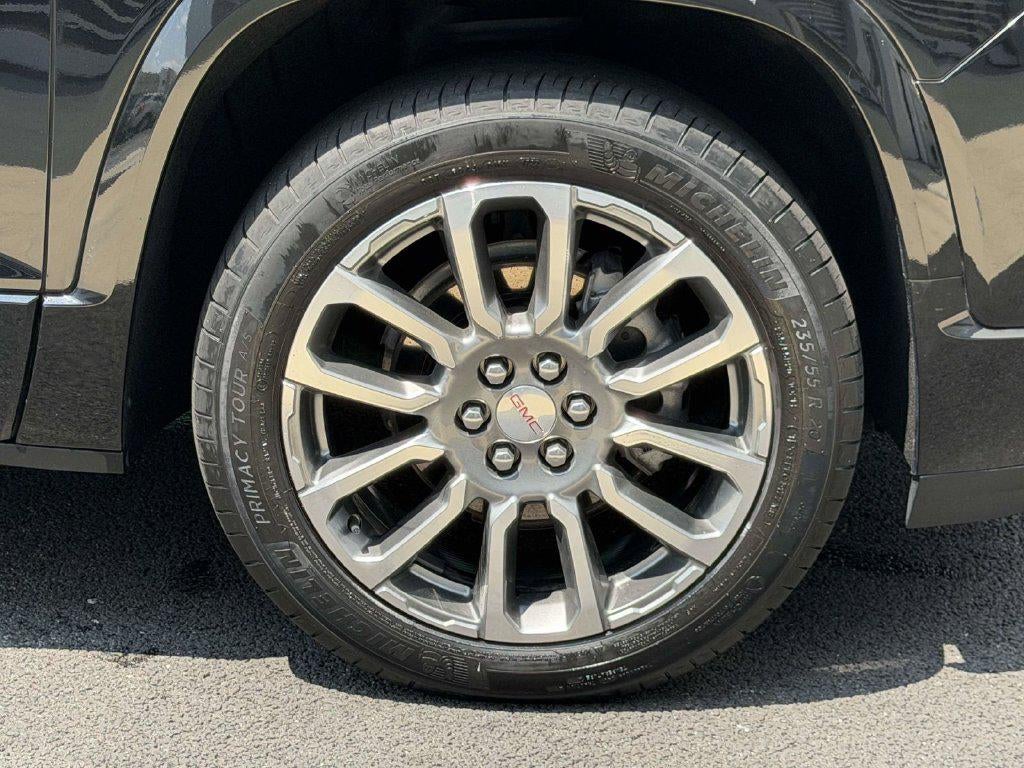 2022 GMC Acadia AWD Denali