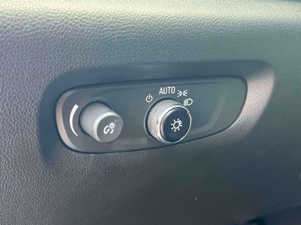 2023 Chevrolet Traverse AWD RS