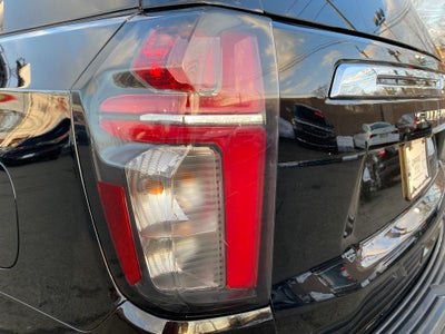 2024 Chevrolet Suburban 4WD LT