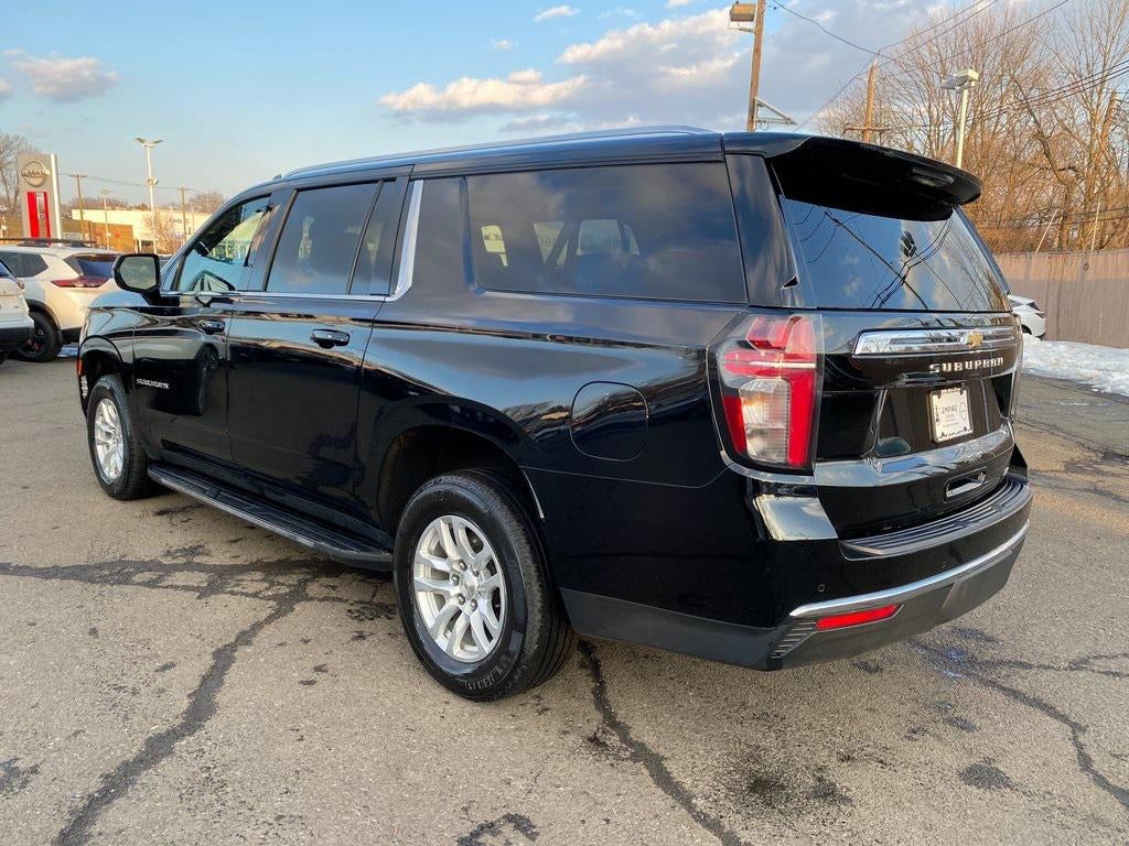 2024 Chevrolet Suburban 4WD LT