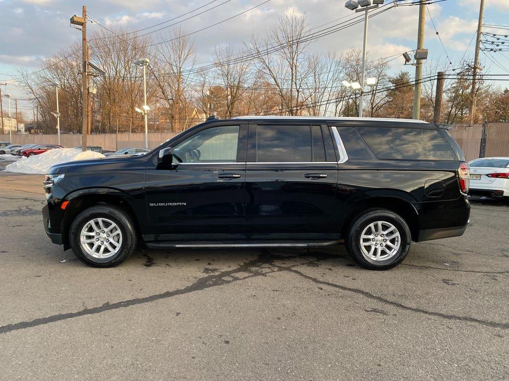 2024 Chevrolet Suburban 4WD LT