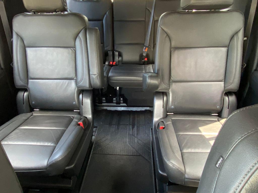 2022 Chevrolet Suburban 4WD LT