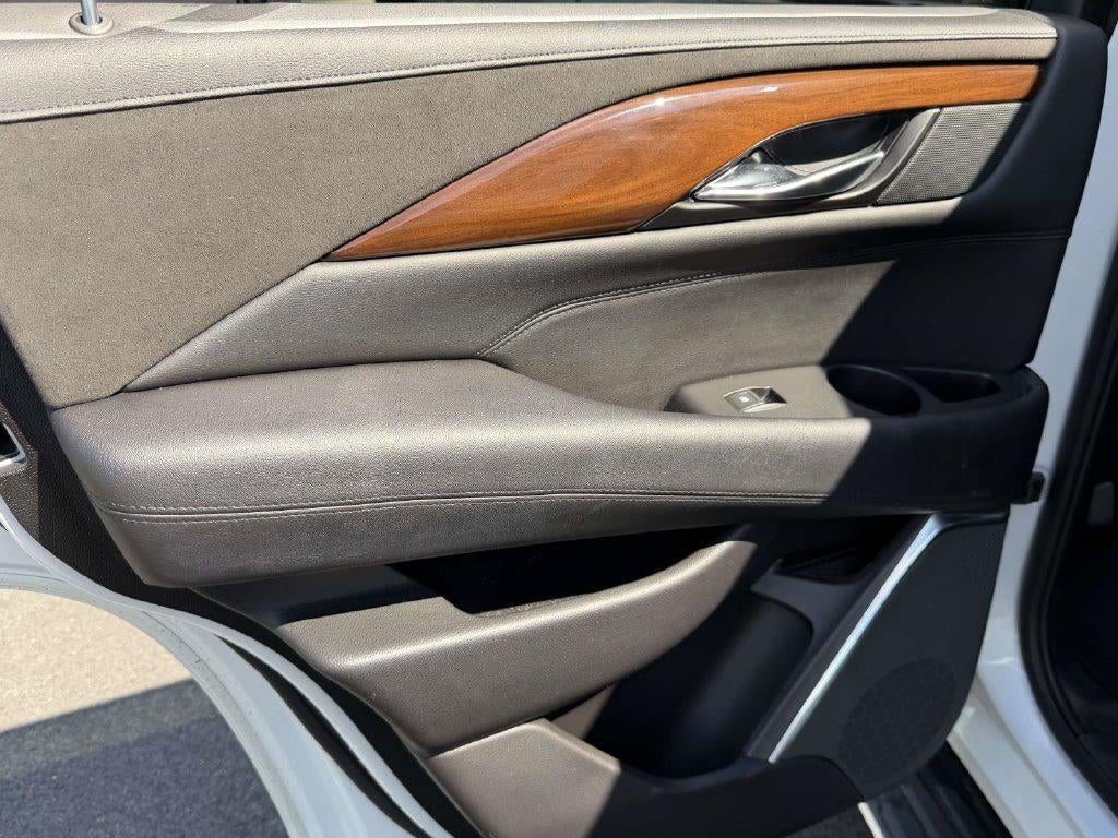 2020 Cadillac Escalade 4WD Luxury