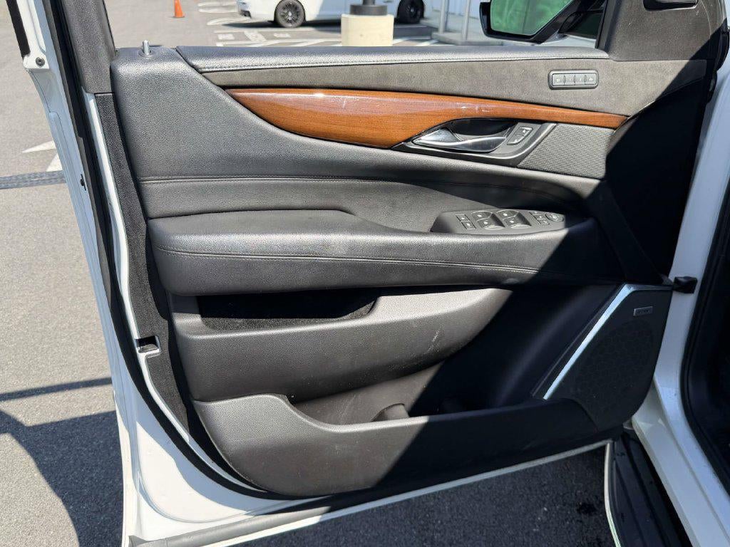 2020 Cadillac Escalade 4WD Luxury