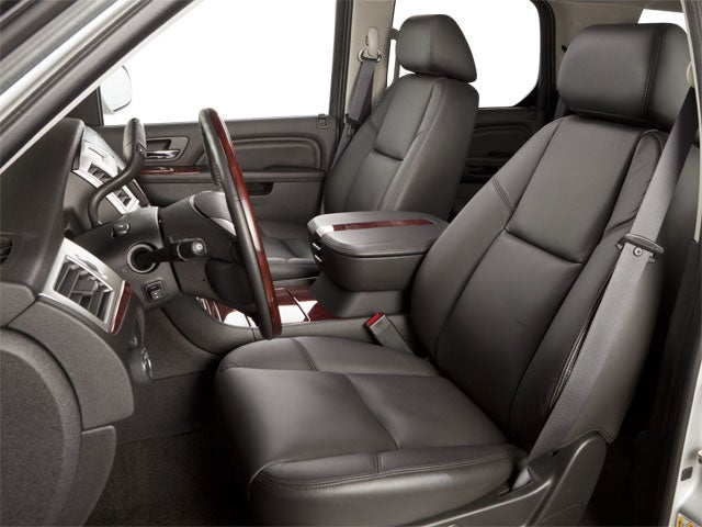 2010 Cadillac Escalade Luxury