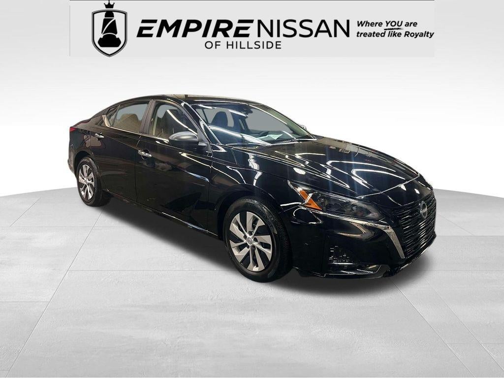 2025 Nissan Altima S FWD