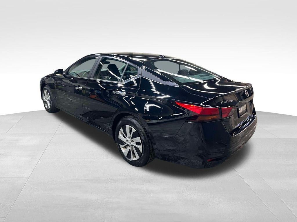 2025 Nissan Altima S FWD