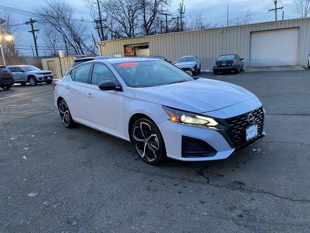 2024 Nissan Altima SR FWD
