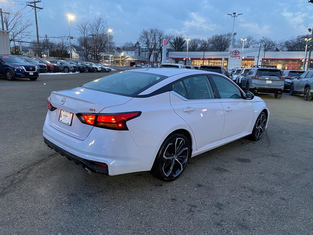 2024 Nissan Altima SR FWD