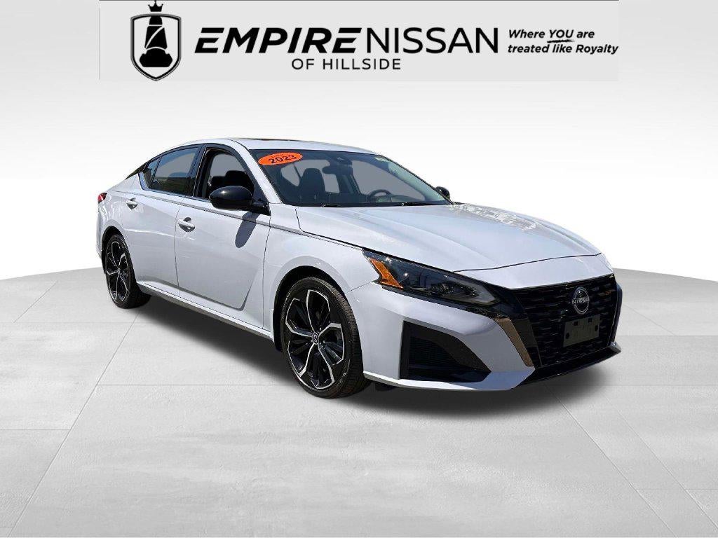 2023 Nissan Altima SR FWD