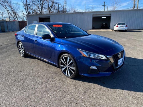 2022 Nissan Altima SR FWD