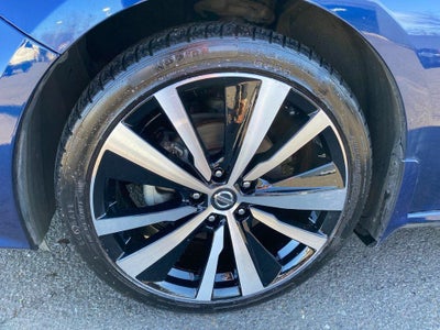 2022 Nissan Altima SR FWD