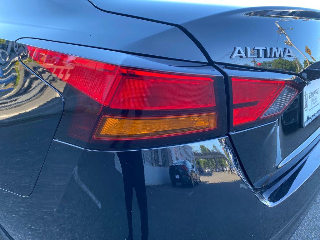 2025 Nissan Altima SR AWD