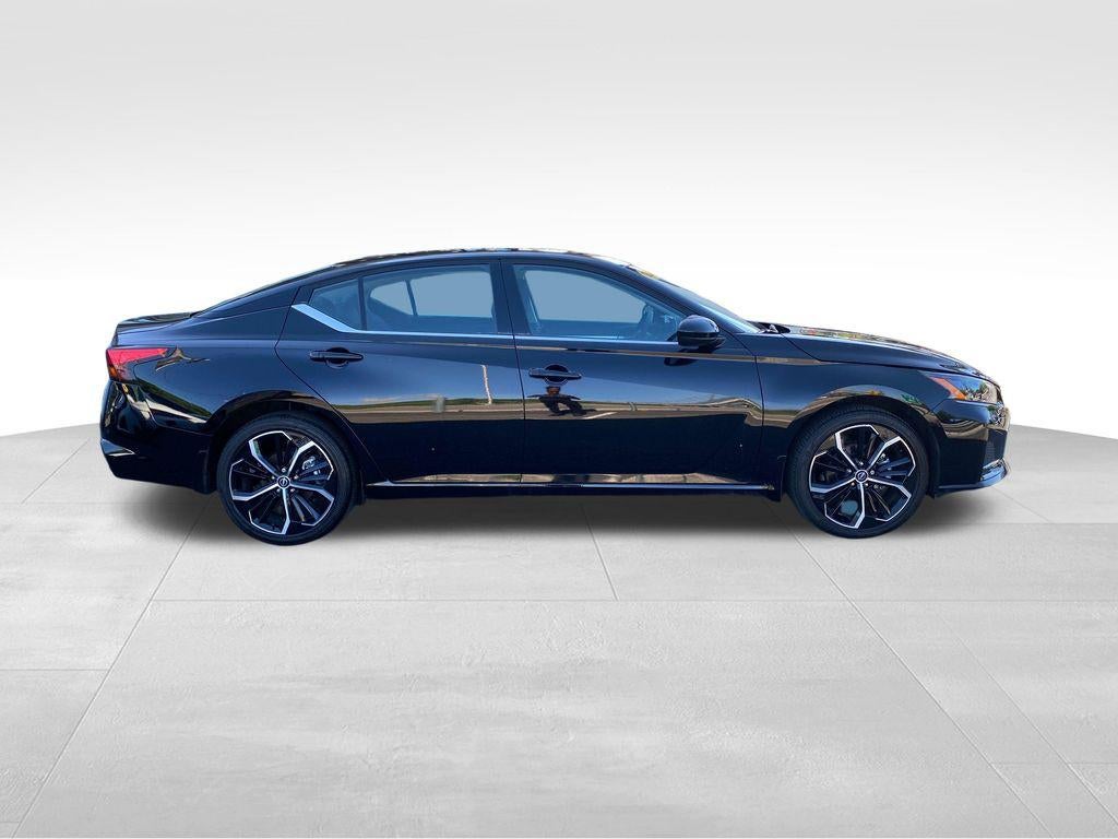 2025 Nissan Altima SR AWD