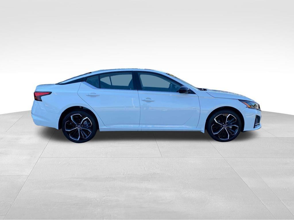 2025 Nissan Altima SR AWD