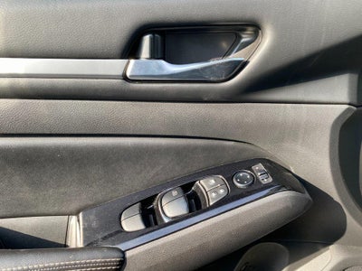 2023 Nissan Altima SV FWD