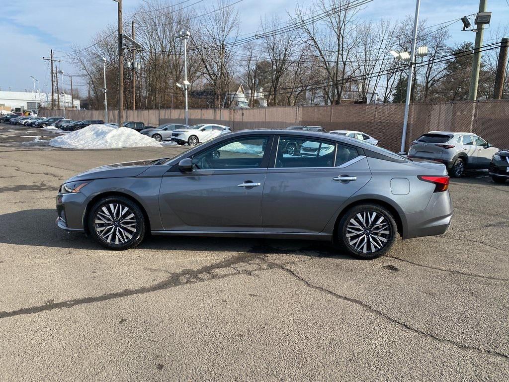 2023 Nissan Altima SV FWD