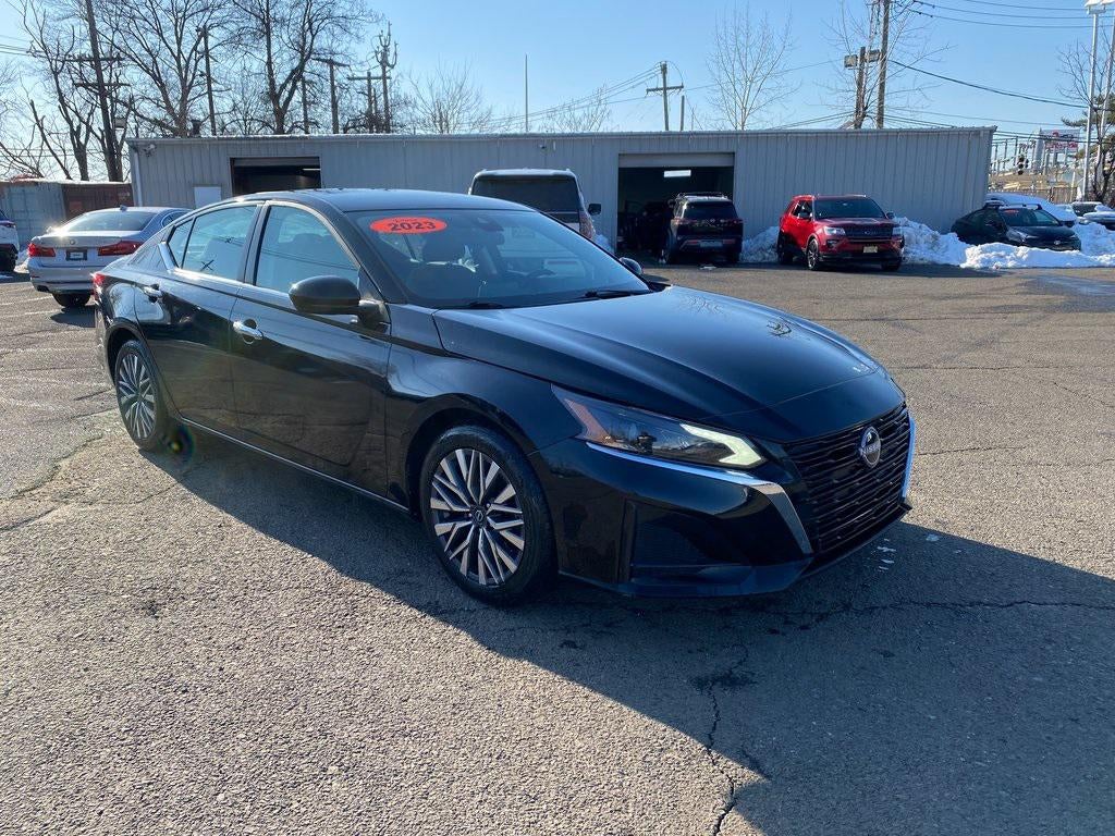 2023 Nissan Altima SV FWD