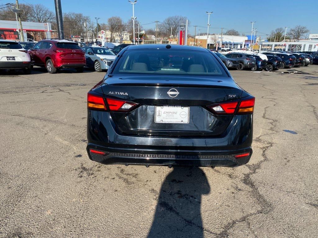 2023 Nissan Altima SV FWD