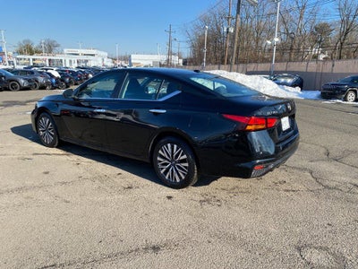 2023 Nissan Altima SV FWD