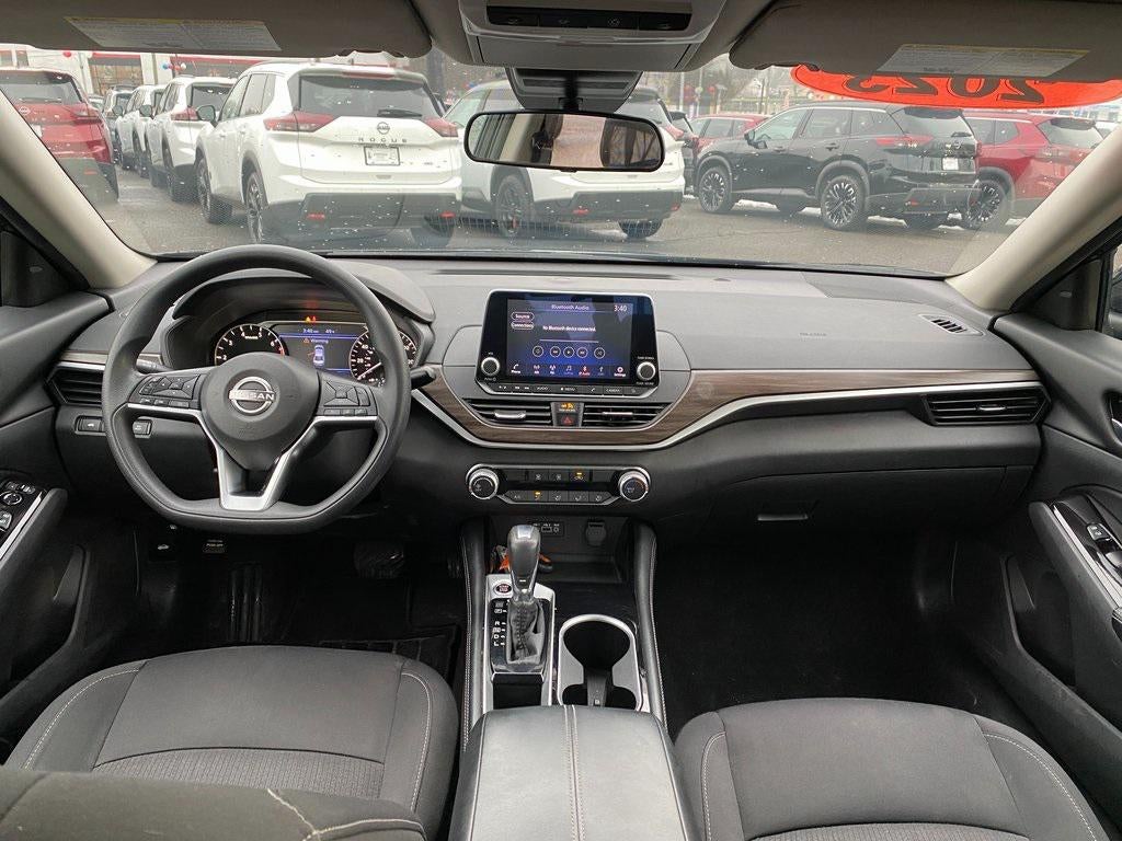 2023 Nissan Altima SV FWD