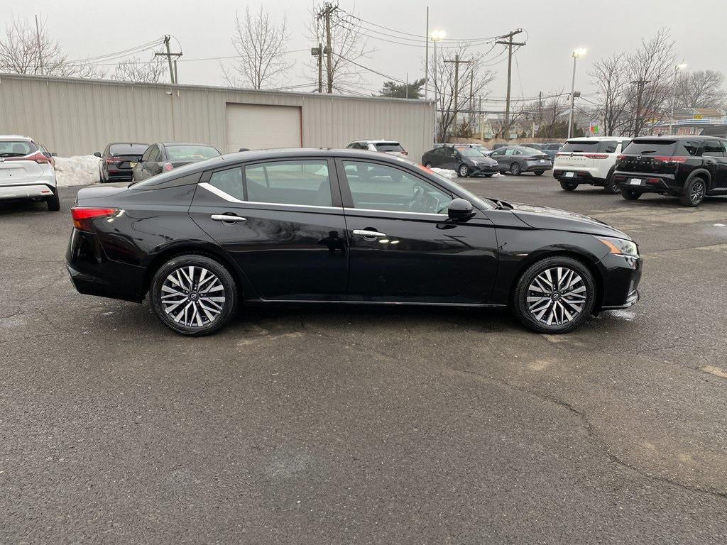 2023 Nissan Altima SV FWD