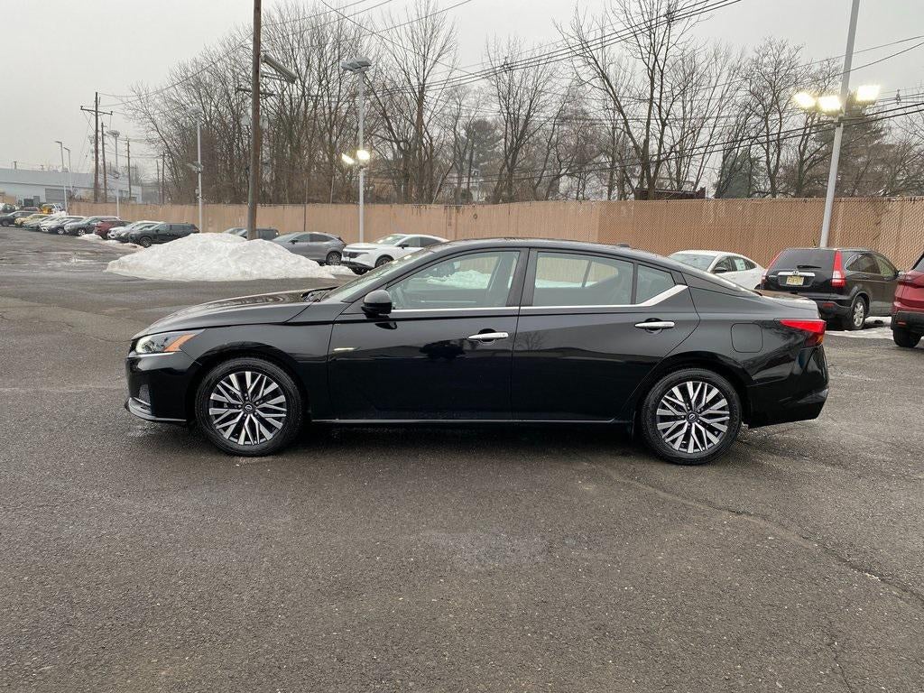 2023 Nissan Altima SV FWD