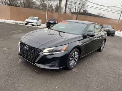 2023 Nissan Altima SV FWD