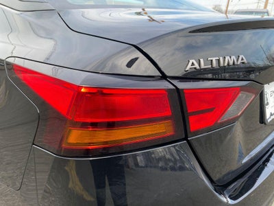 2023 Nissan Altima SV FWD