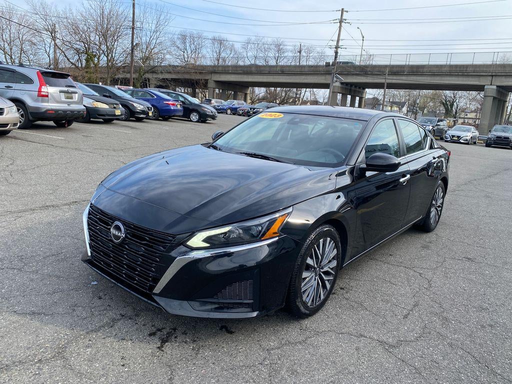 2023 Nissan Altima SV FWD