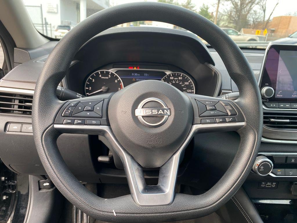 2023 Nissan Altima SV FWD