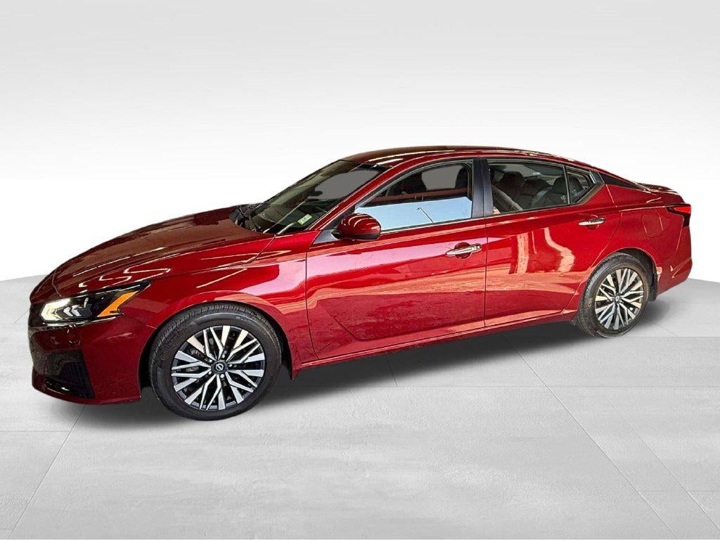 2023 Nissan Altima SV FWD