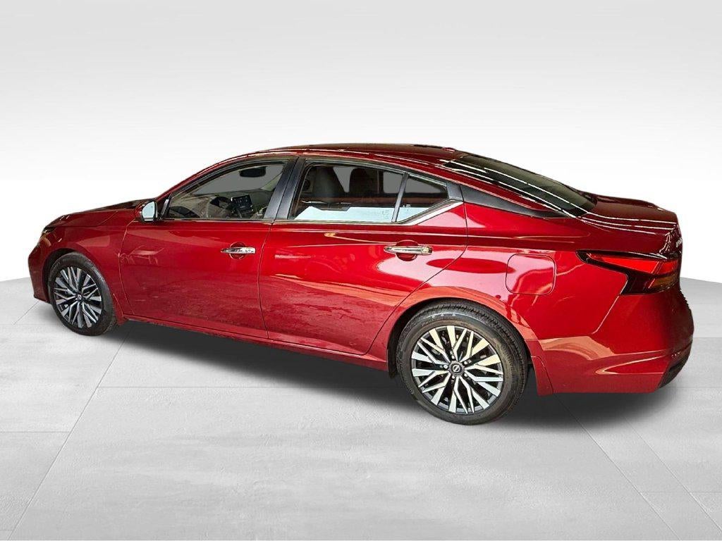 2023 Nissan Altima SV FWD