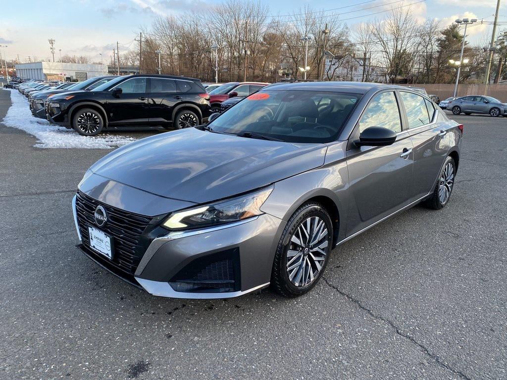 2024 Nissan Altima SV FWD